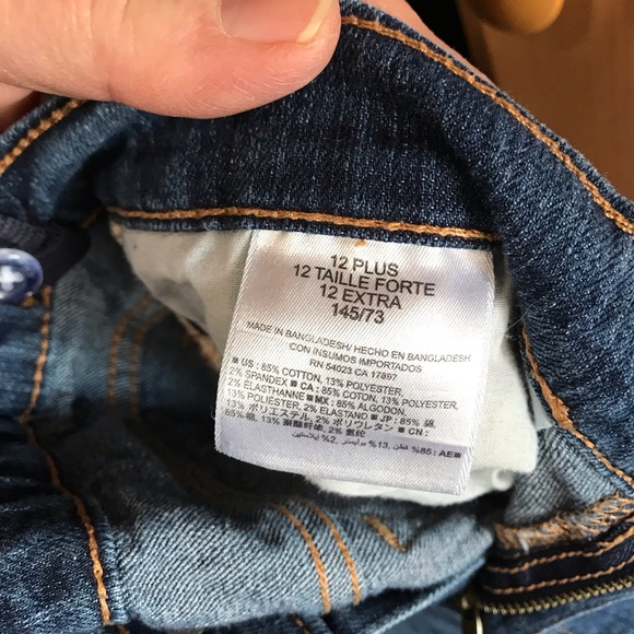 Old Navy Skinny Jeans - Picture 6 of 6